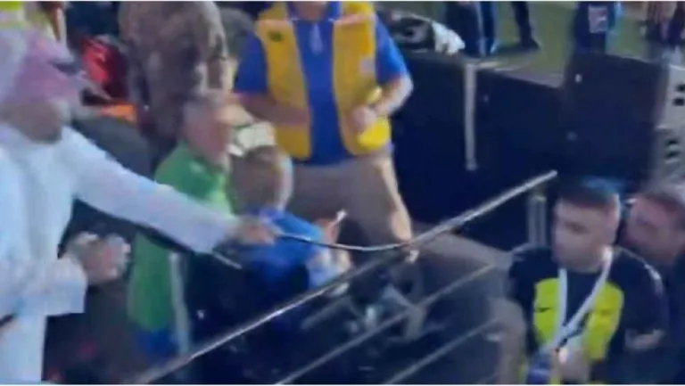 CAPTURA DE PANTALLA TWITTER Sigue bajo custodia