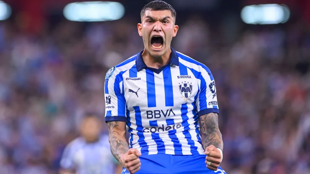 Brandon Vázquez celebra un gol