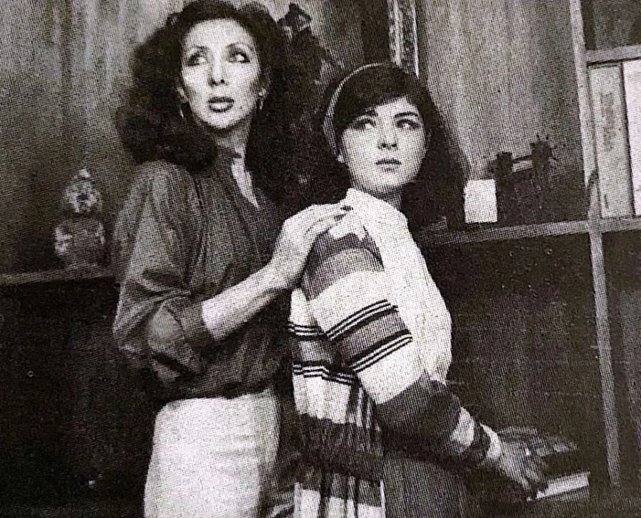 Redes Sociales Desde 1956 empezó su carrera dentro de la pantalla grande.