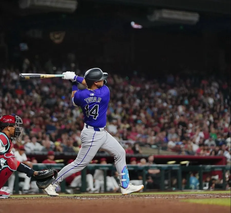 INSTAGRAM: @rimas.sports Ezequiel Tovar, cliente de Rimas Sports