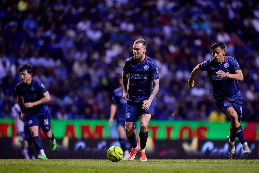 Sacaron los tres puntos de la cancha del Puebla
