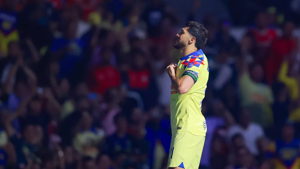 Festejo de Henry al gol del Toluca