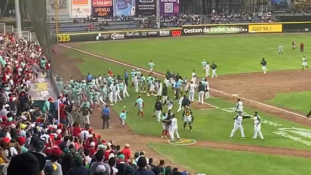 Se armó la pelea en el estadio
