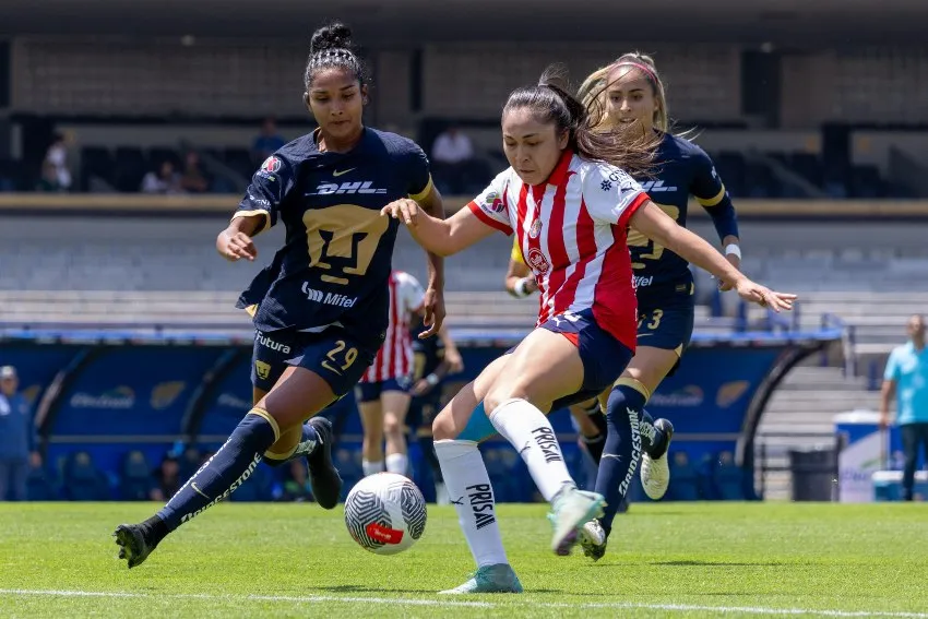 Momentos del partido de este sábado