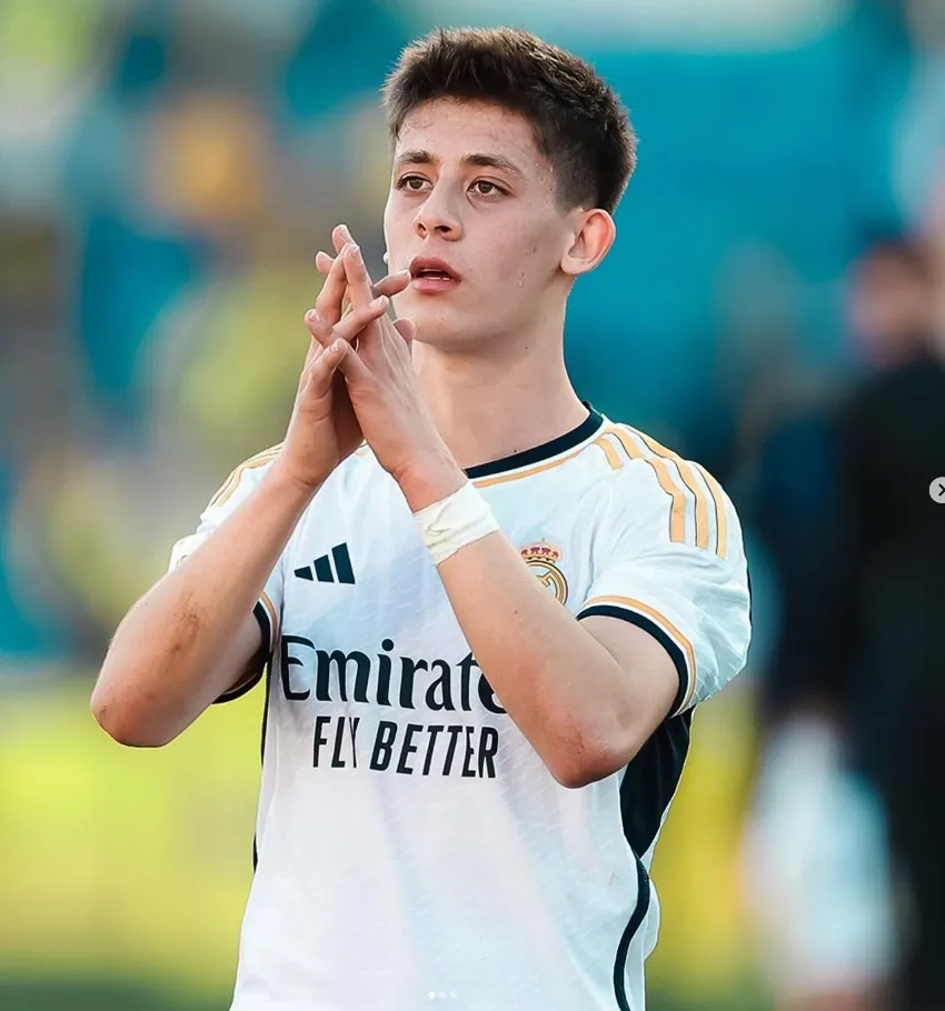 Arda Güler en un partido del Real Madrid