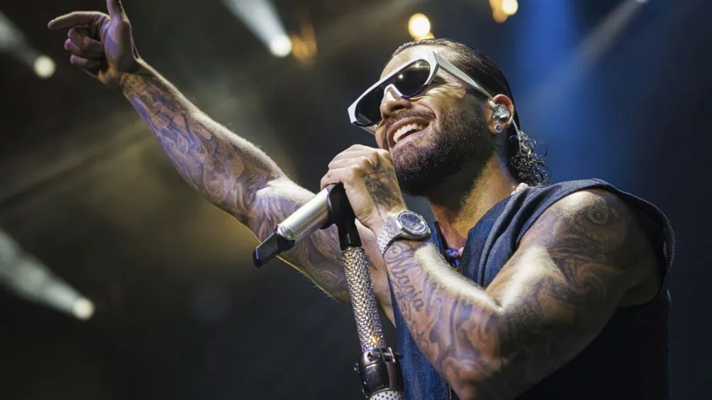 Maluma en una presentación