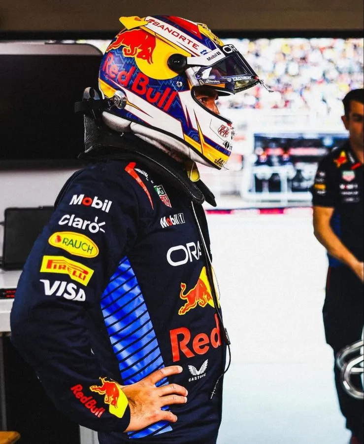 Checo Pérez en el circuito de Shanghai