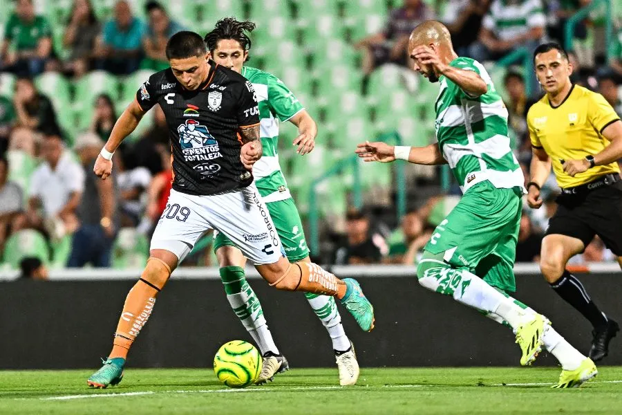 Pachuca venció 0-2 a Santos en el TSM
