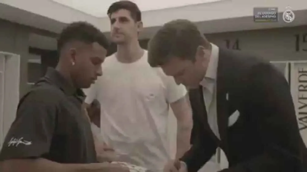 Brady visitó al equipo