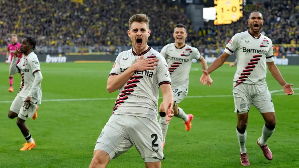 Festejo del gol al 97'