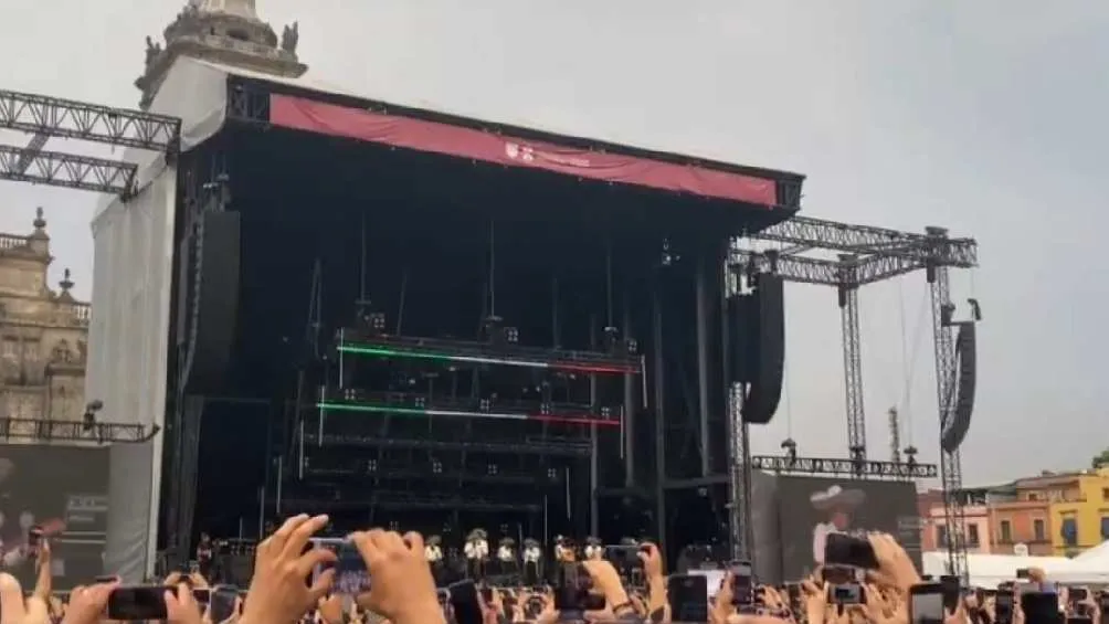 El momento en el que apareció el Mariachi enloqueció a los asistentes.