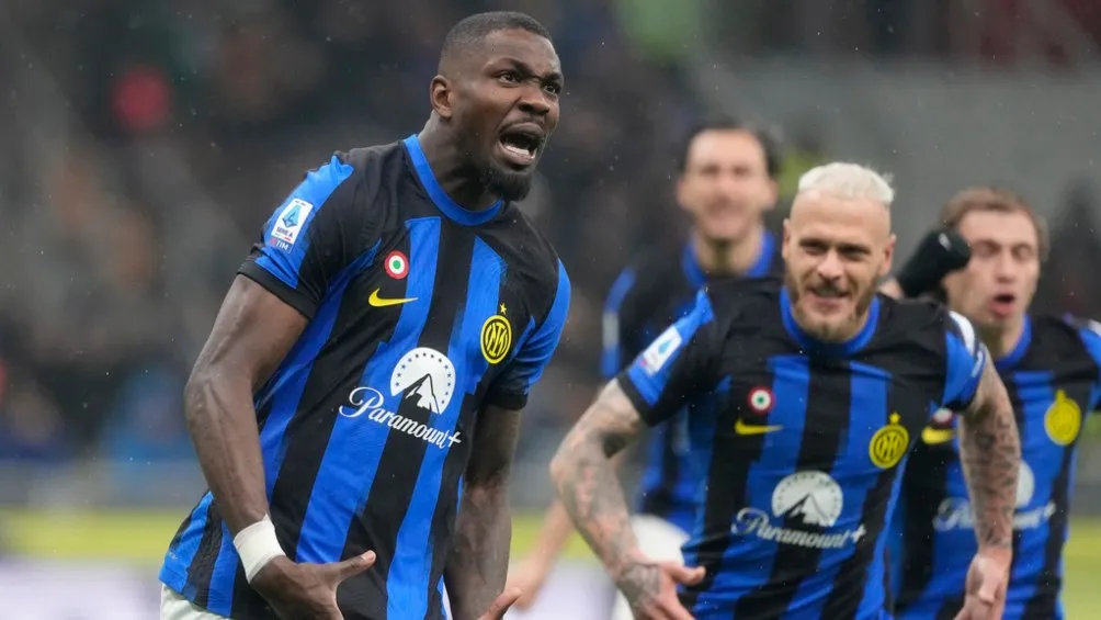 Thuram anotó el gol del título para el Inter de Milán