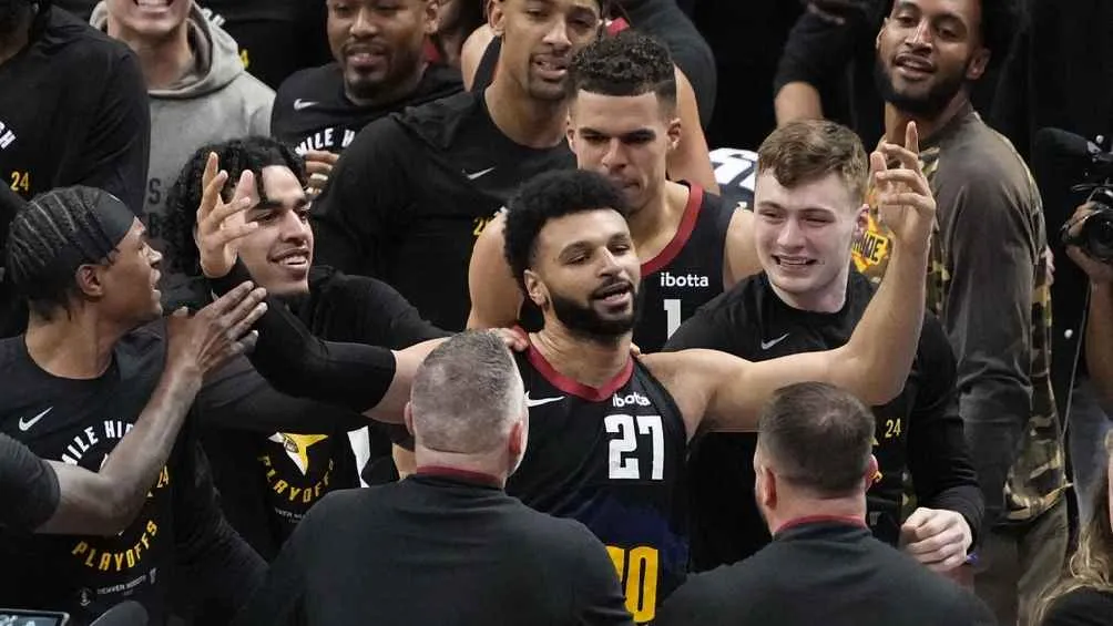 Murray volvió a brillar para los Nuggets