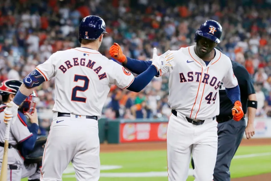 Alex Bregman y Yordan Álvarez visitarán CDMX