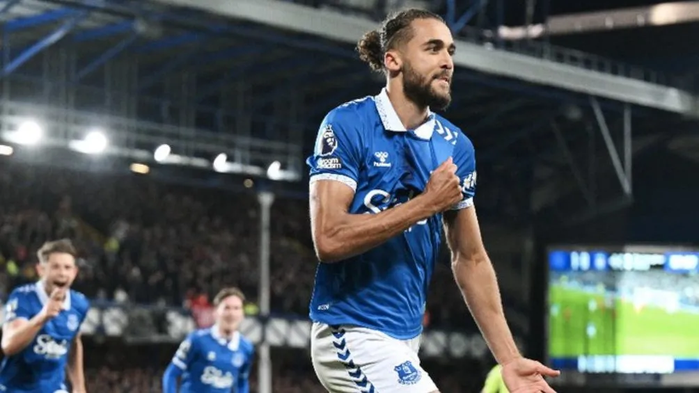 Calvert-Lewin celebra su gol