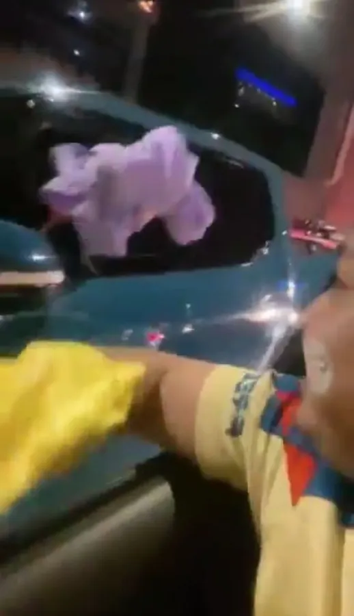 Emilio Azcárraga regaló un jersey