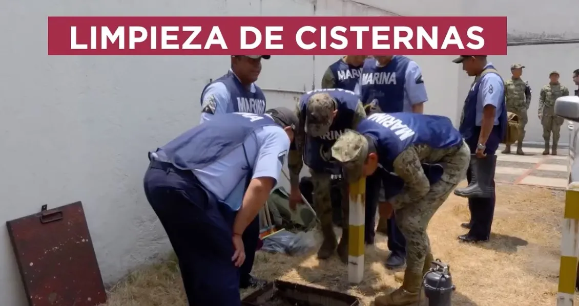 FB: @marti.batresguadarrama La limpieza de cisternas continúa en algunas casas afectadas.