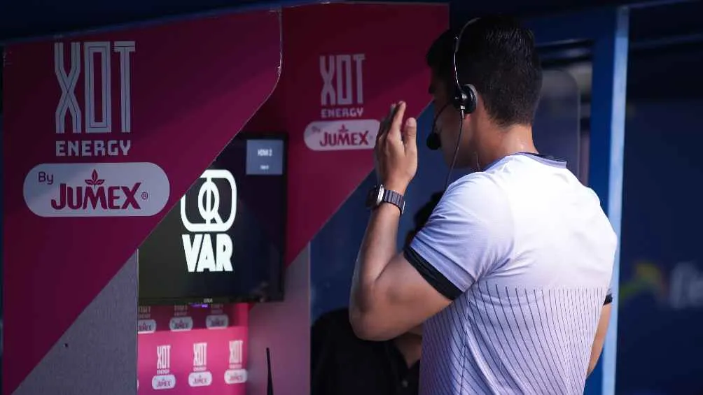 América empató con polémica