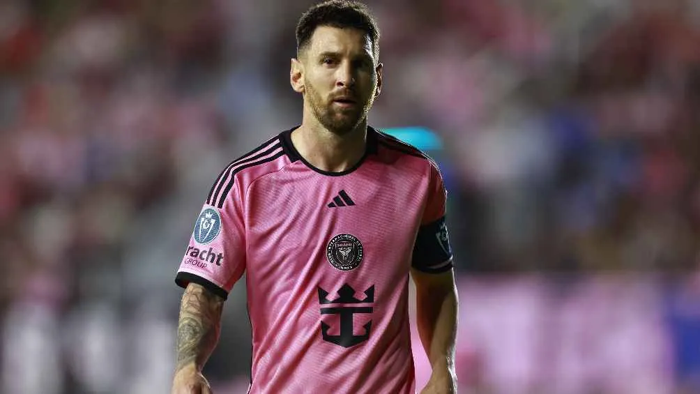 Asegura que Messi se encaró con el DT