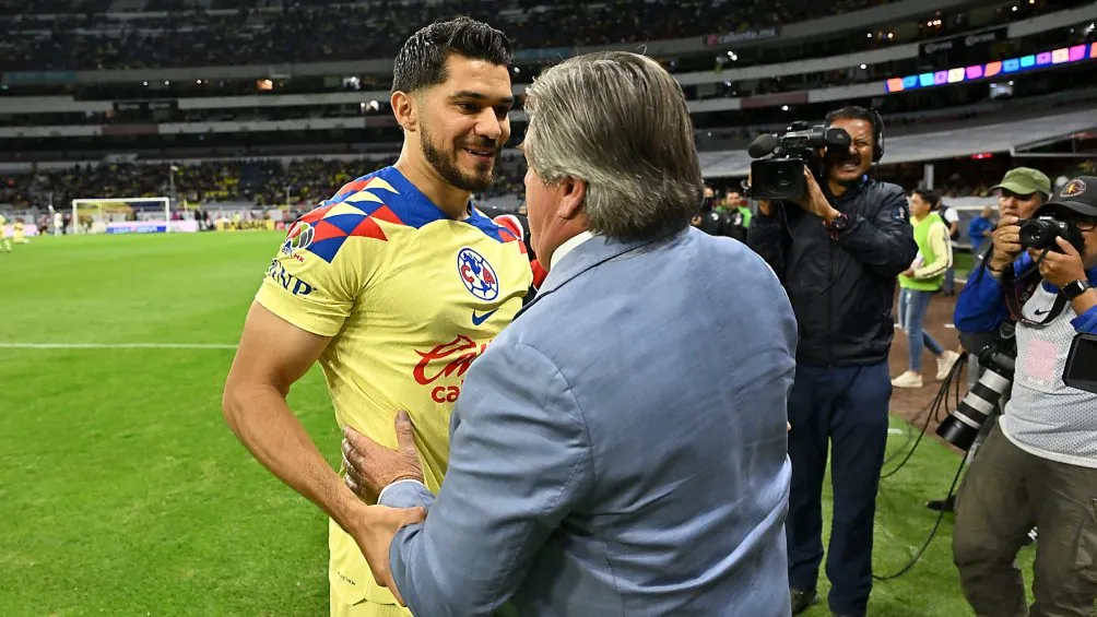 Herrera fue quien llevó a Henry Martín al América