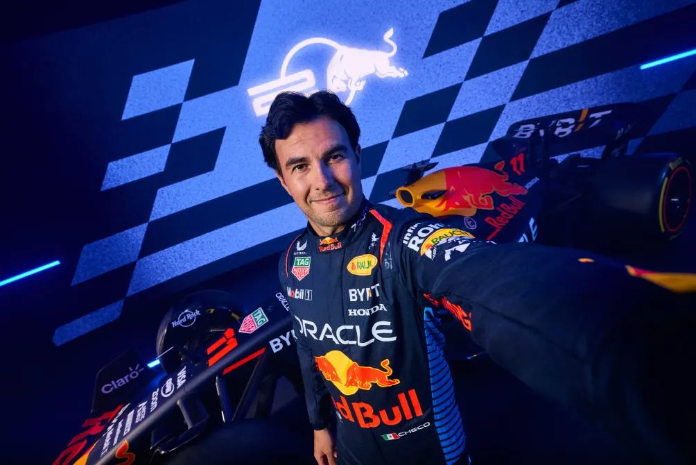 El mexicano llegó a Red Bull en 2021