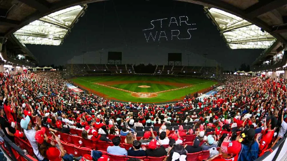 TWITTER @DiablosRojosMX Celebraron May the 4th
