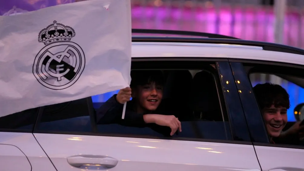 Aficionados Merengues por las calles