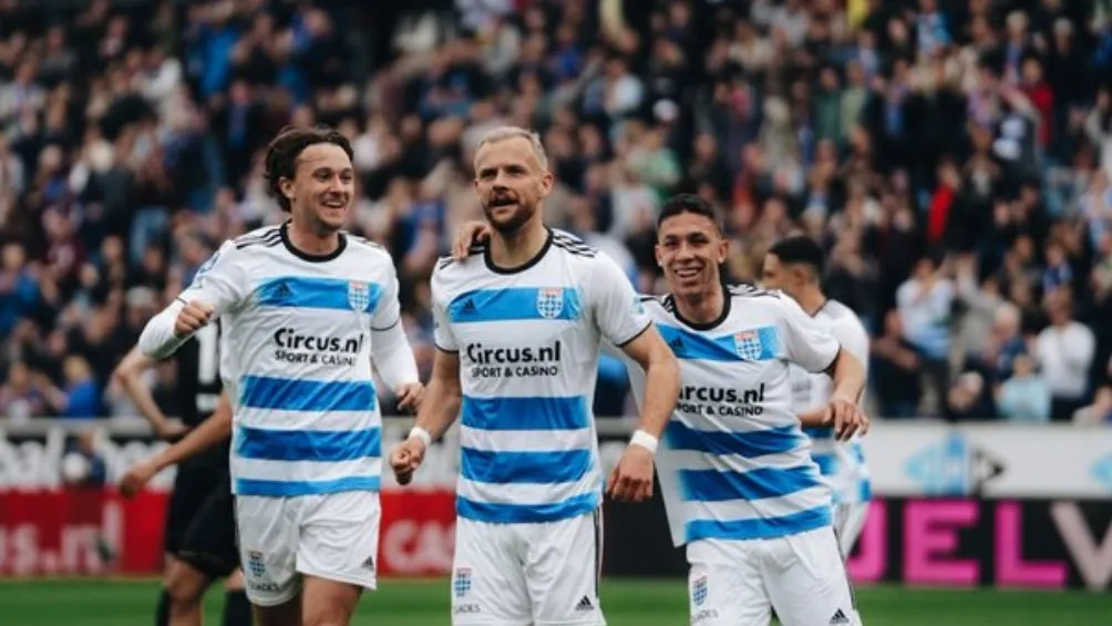 Zwolle se salvó de perder la categoría