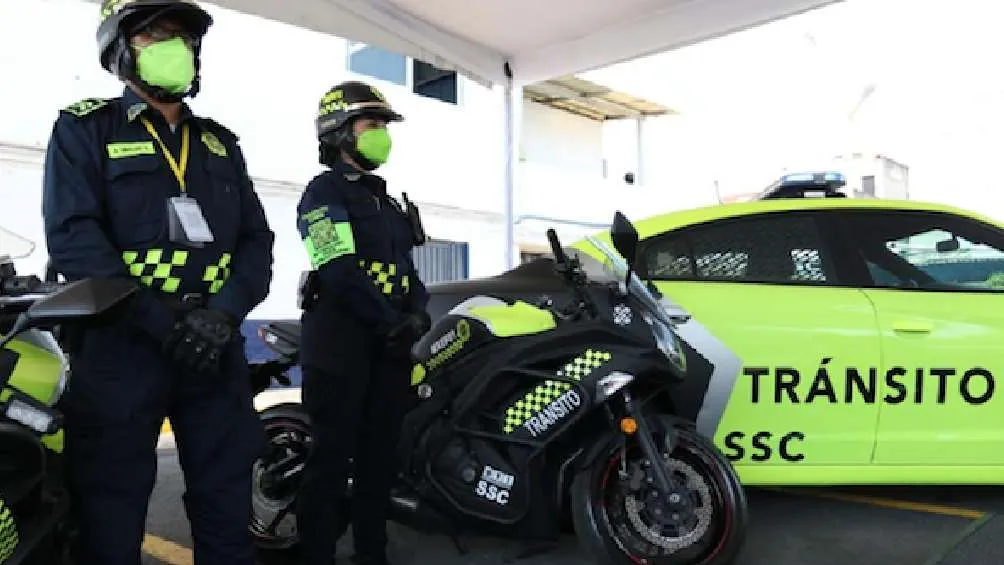 Twitter: @SSC_CDMX No cumplir con el Programa Hoy No Circula implica una multa superior a los 3 mil pesos.