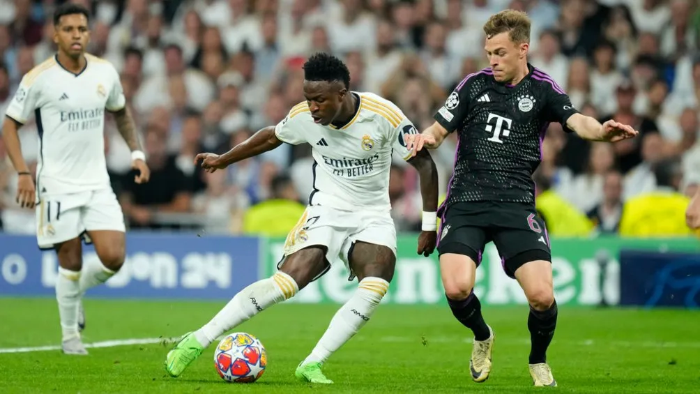 APa Kmmich y Vini tuvieron un duelo todo el partido