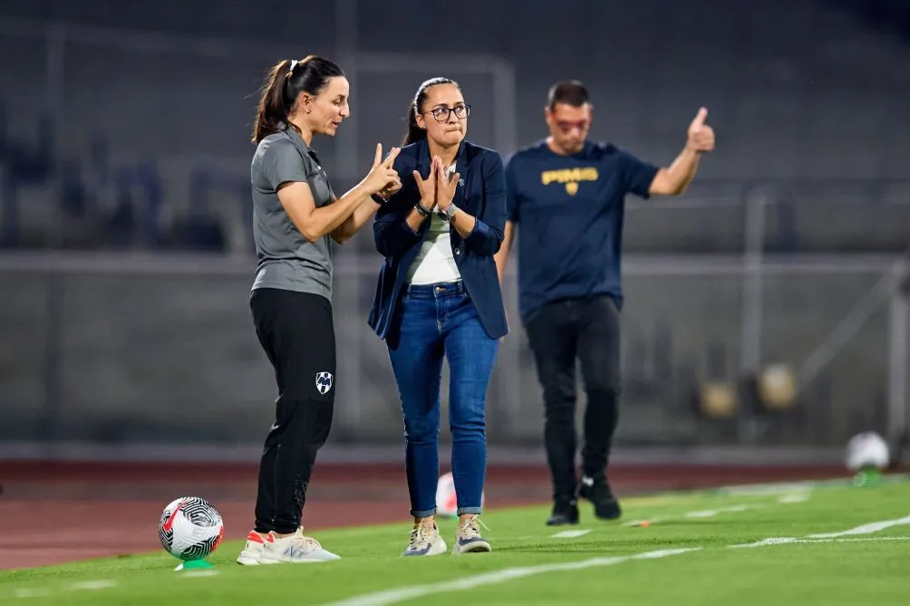 Valverde y Carla Rossi en CU