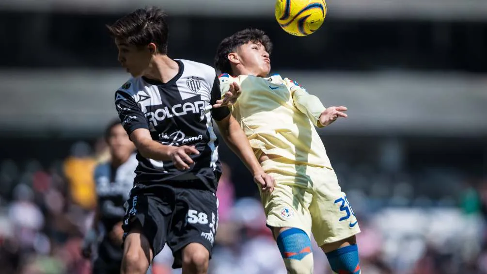América se corona en el Azteca