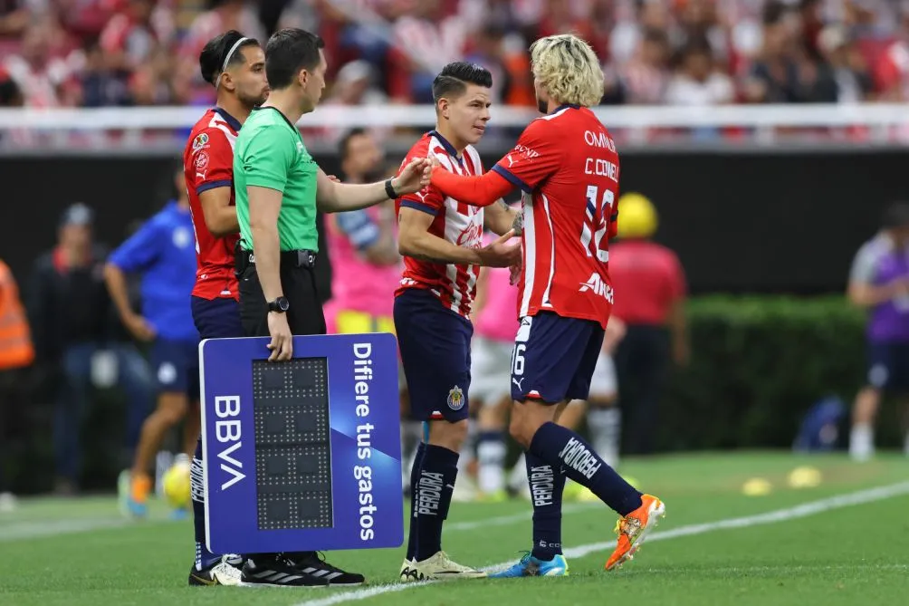 MEXSPORT Cowell saluda a Pável Pérez y Ricardo Marín