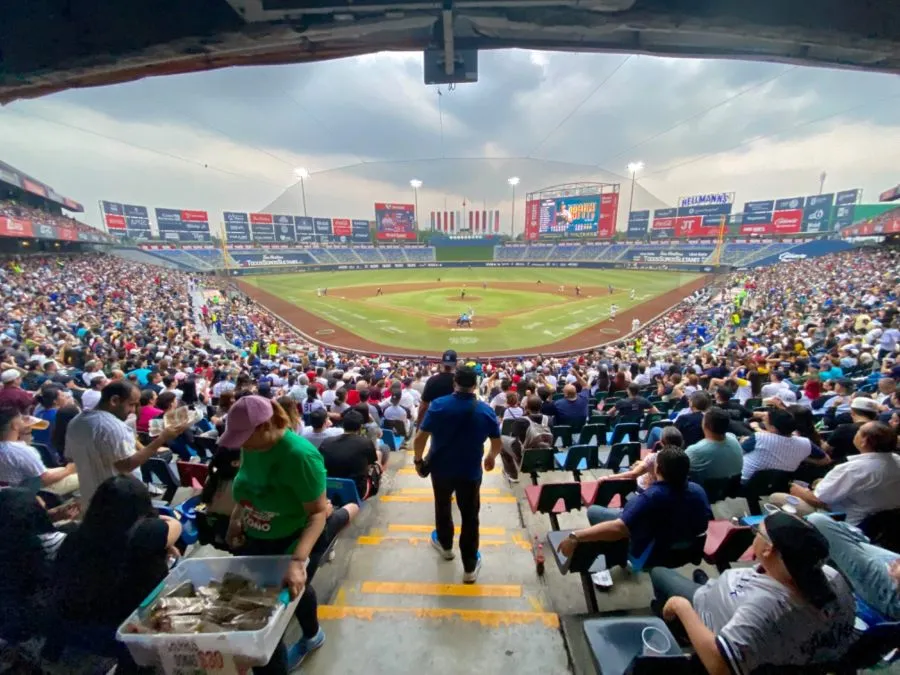 Estadio Mobil Super, casa de Sultanes de Monterrey