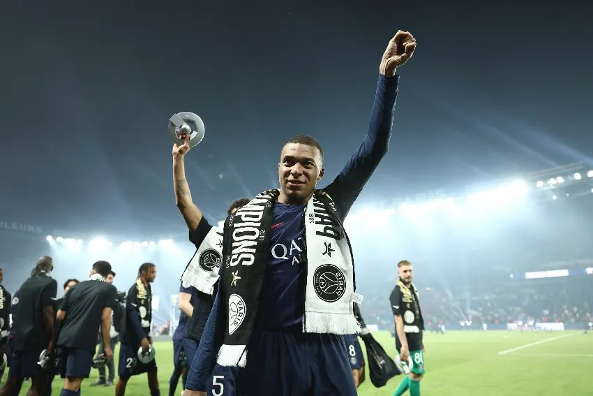 Mbappé y PSG ganaron el título de Liga