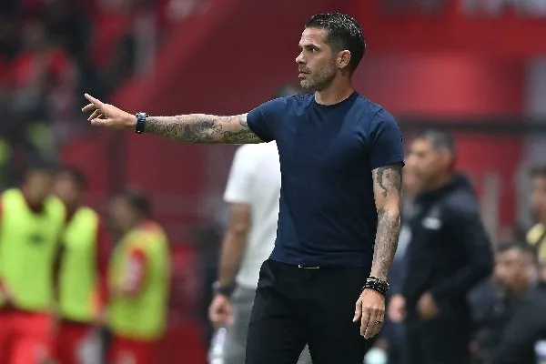 Gago da indicaciones en los Cuartos de Final