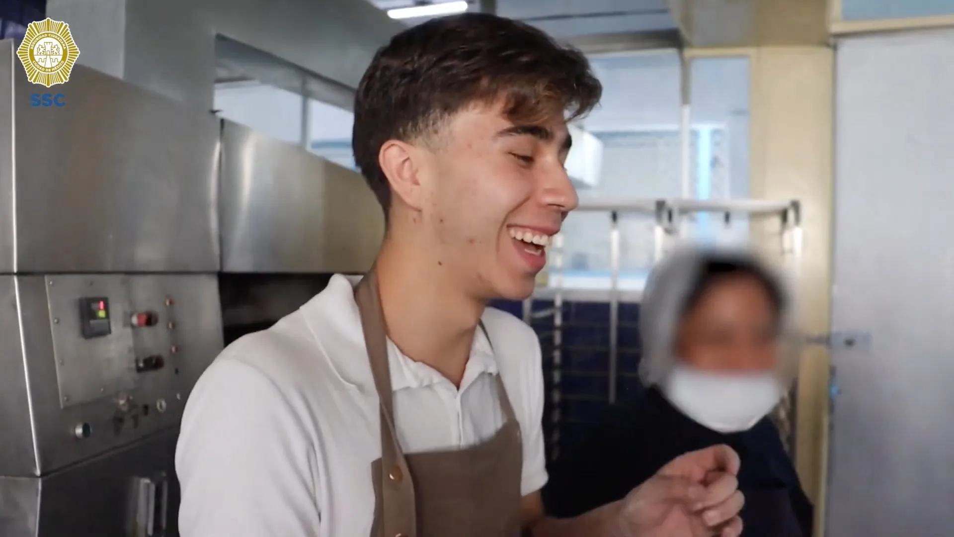 El chef Diego Alberto se mostró contento por la convivencia que tuvo con las internas.