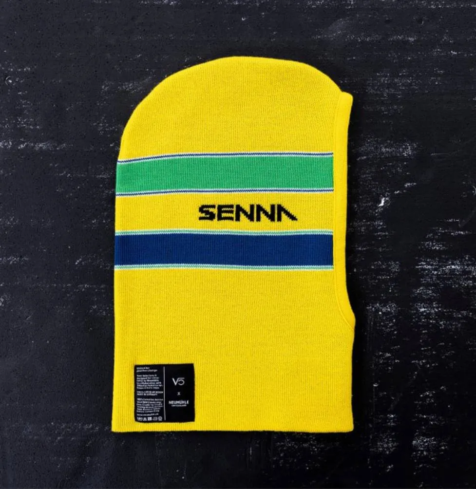 X: @scheconews Balaclava al estilo de Senna que portará 'Checho'