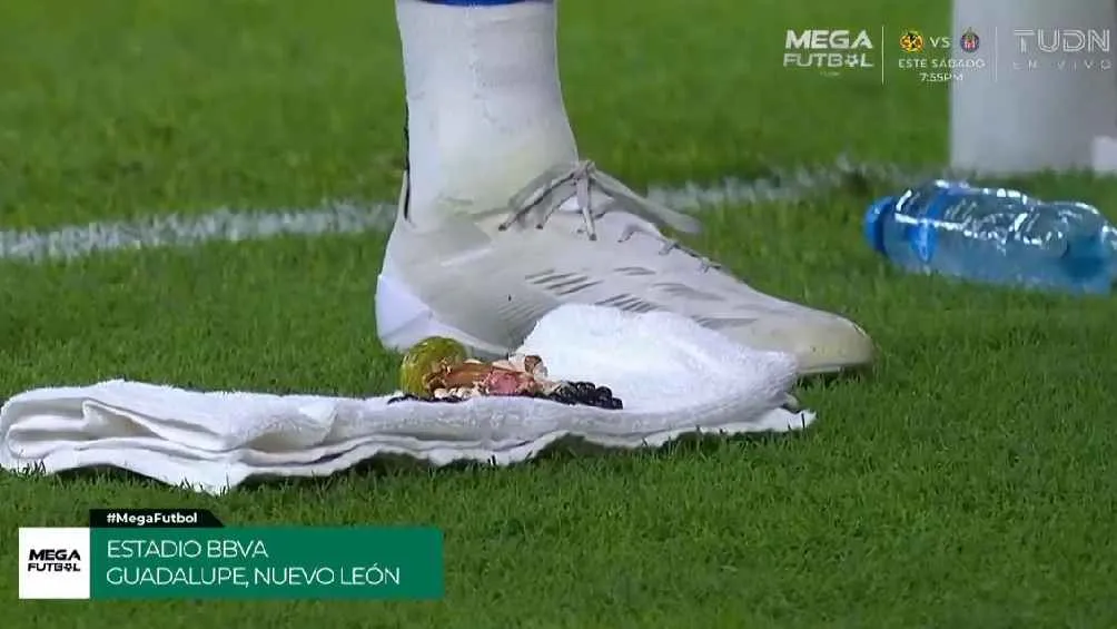 Captaron el objeto junto a su portería