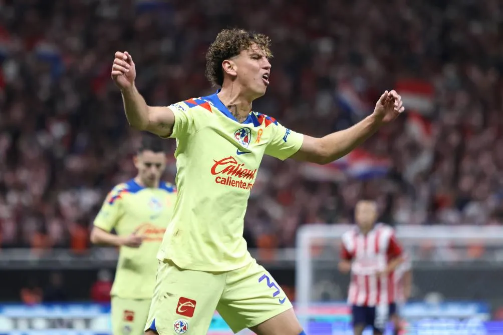 IMAGO 7 Lichnovsky en el Clásico Nacional