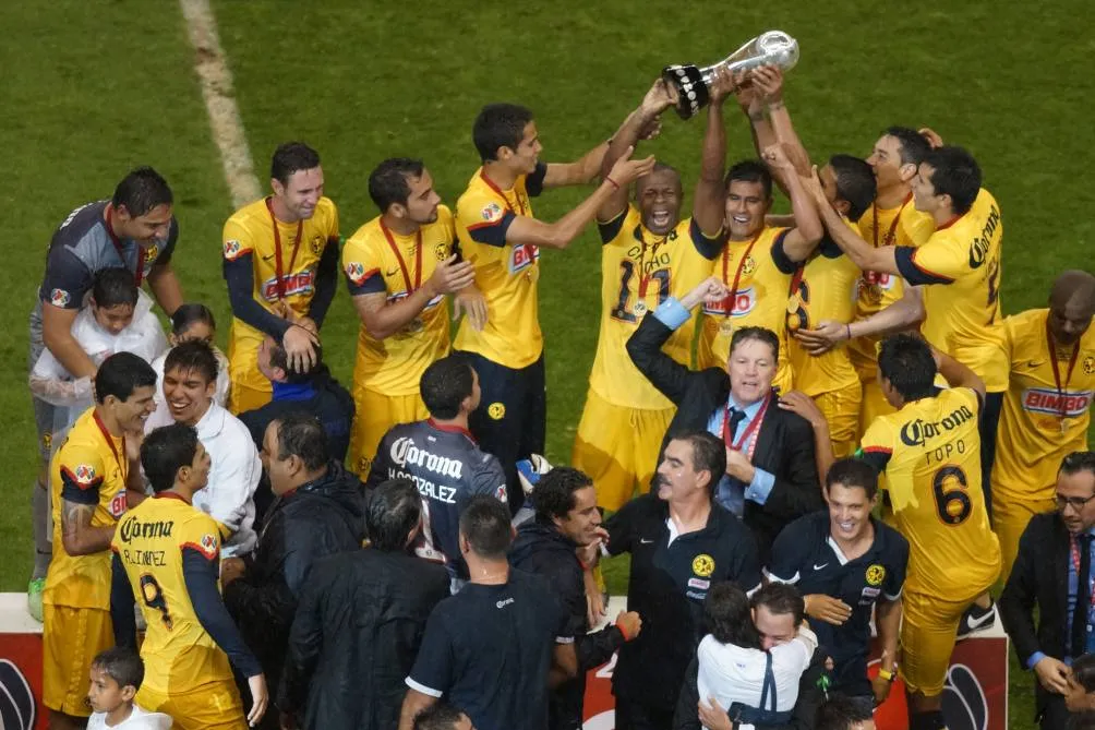 América celebra el campeonato en el Clausura 2013