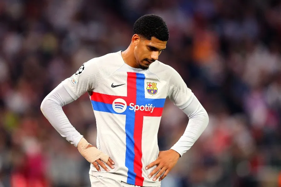 Ronald Araujo interesa al Chelsea