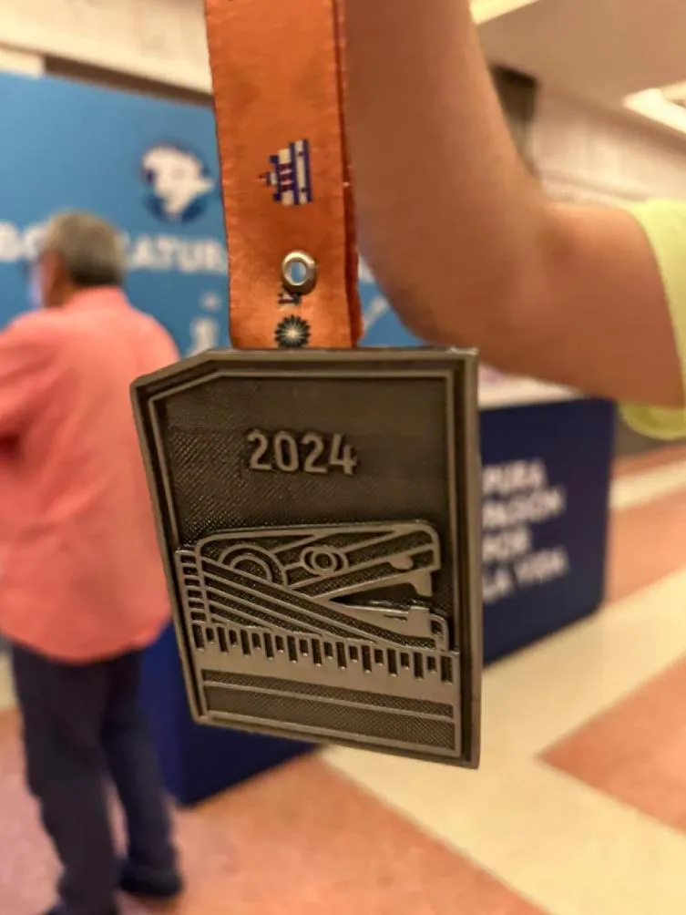 Así serán las medallas del maratón