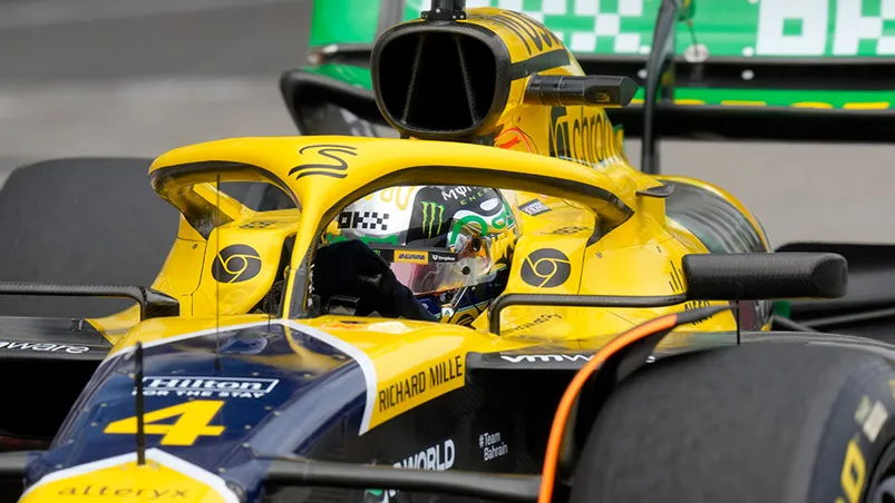 AP Norris, en su McLaren con el que ha peleado en la temporada