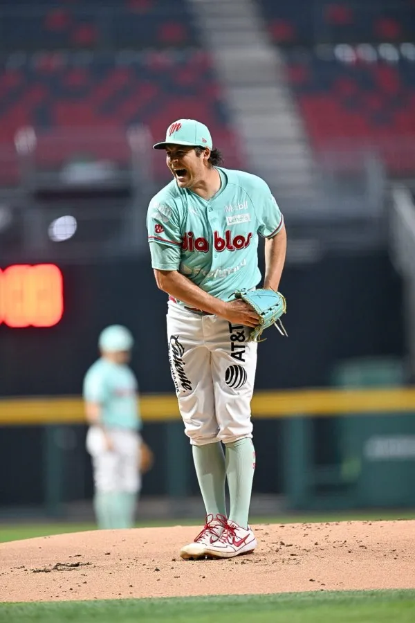 Trevor Bauer lidera múltiples estadísticas