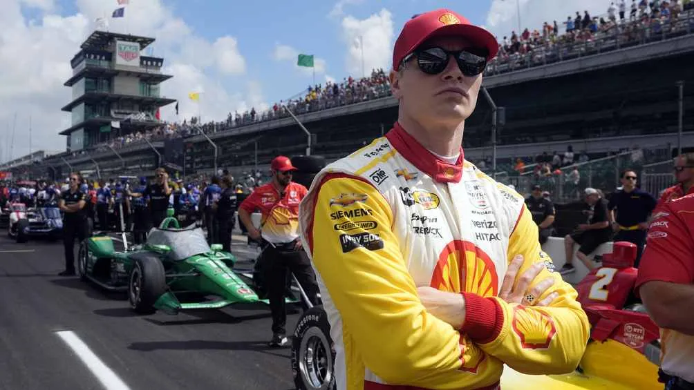 Josef Newgarden ganó la carrea