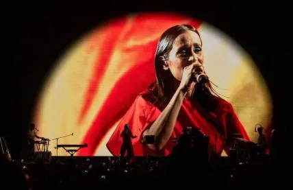 Cantaron la canción de Julieta Venegas