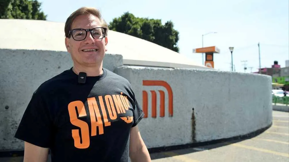 Salón acusó al ex portero del América de pedirles 10 mdp para no declinar.