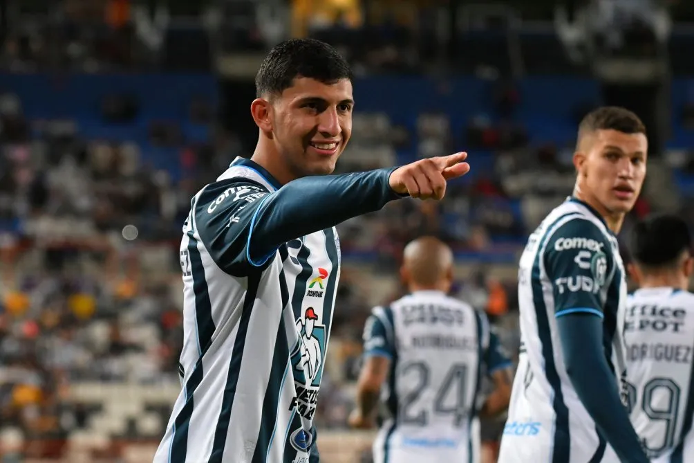 Pachuca festejando en Semifinal de la Concachampions