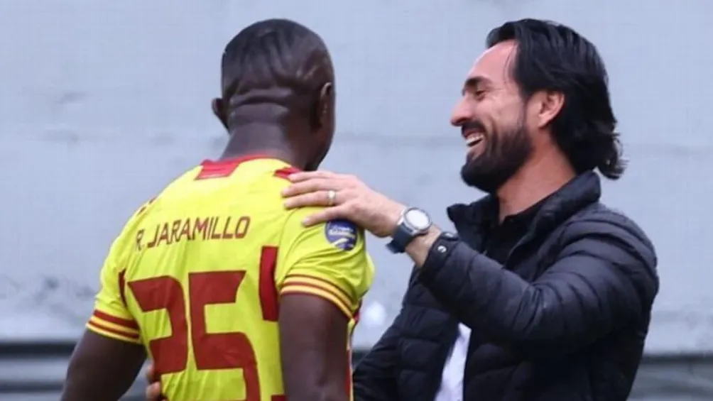 Gerardo Espinoza solo dirigió una temporada el Aucas